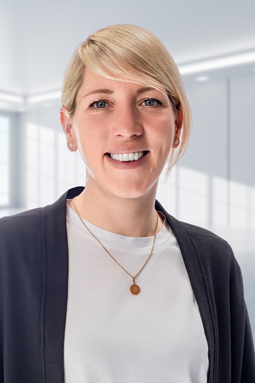 Autorin Nicole-Nadine Baumann